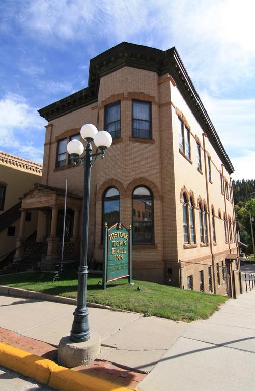 Town Hall Inn Lead Exterior photo